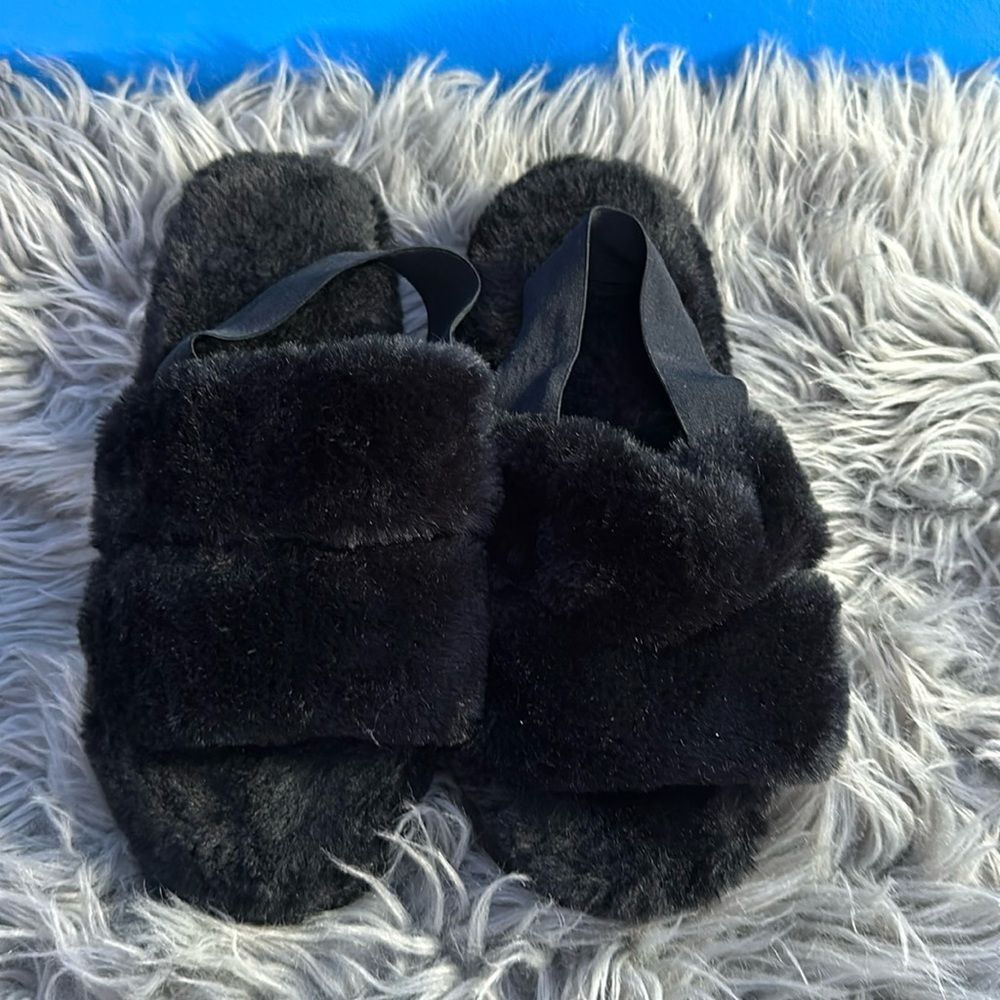 Jenni Black Faux Fur Slippers Size Small | Women's Cozy Slip-On w/ Elastic Strap